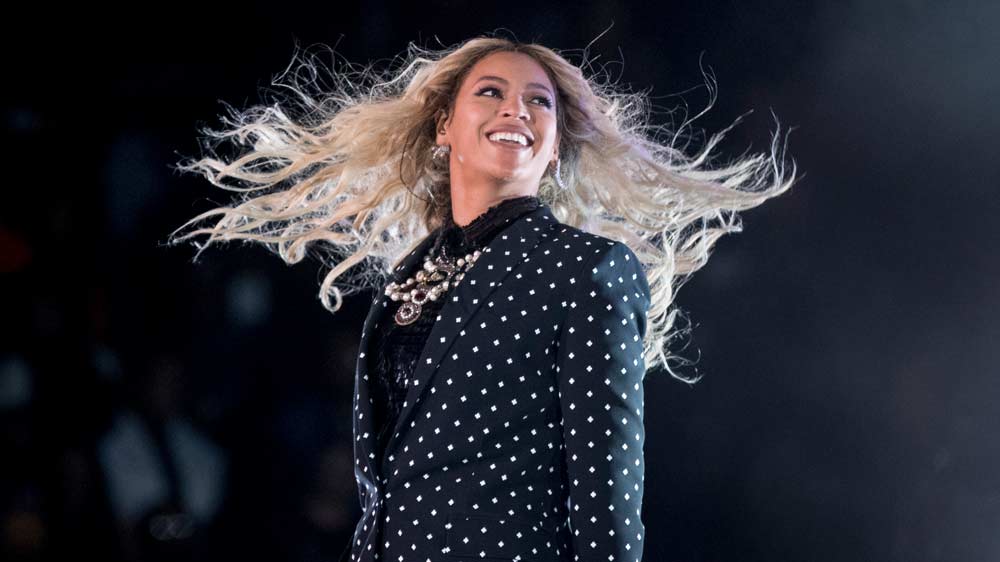 Beyoncé Becomes First Black Woman to Claim Top Spot on Billboard's Country Music Chart 