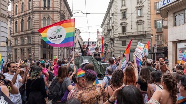 Rome LGBTQ+ Pride Parade Celebrates 30th Anniversary, Makes Fun of Pope Francis Comments