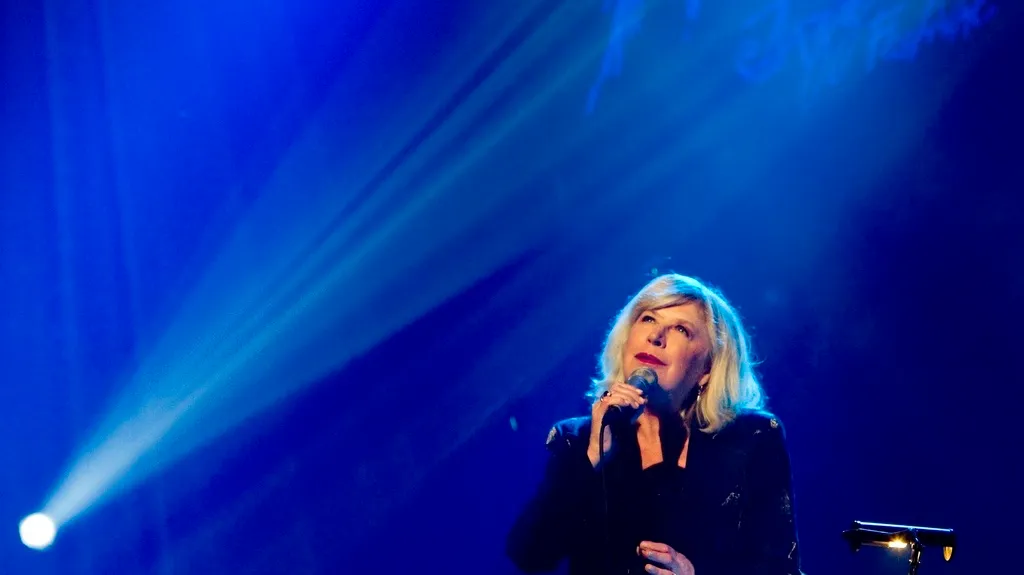 Marianne Faithfull, Singer and Pop Icon, Dies at 78