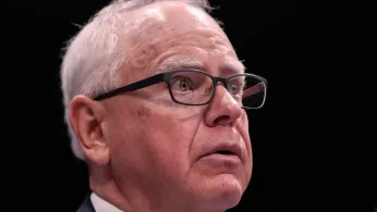 Walz, Democrats' 2024 VP Pick, Drops Bid for Third Term As Minnesota Governor; Klobuchar Considers