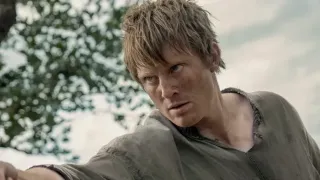 Fans Defend Peter Claffey's Physique After Critic's "Dad Bod" Remark Sparks Backlash 